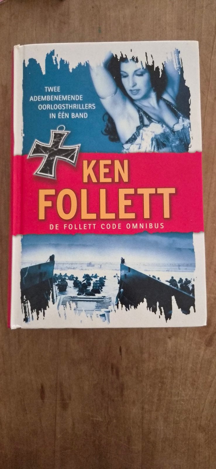 Ken Follett - De Follett Code Omnibus (2 oorlogs thrillers), Boeken, Ophalen of Verzenden, Gelezen, Ken Follett, Europa overig