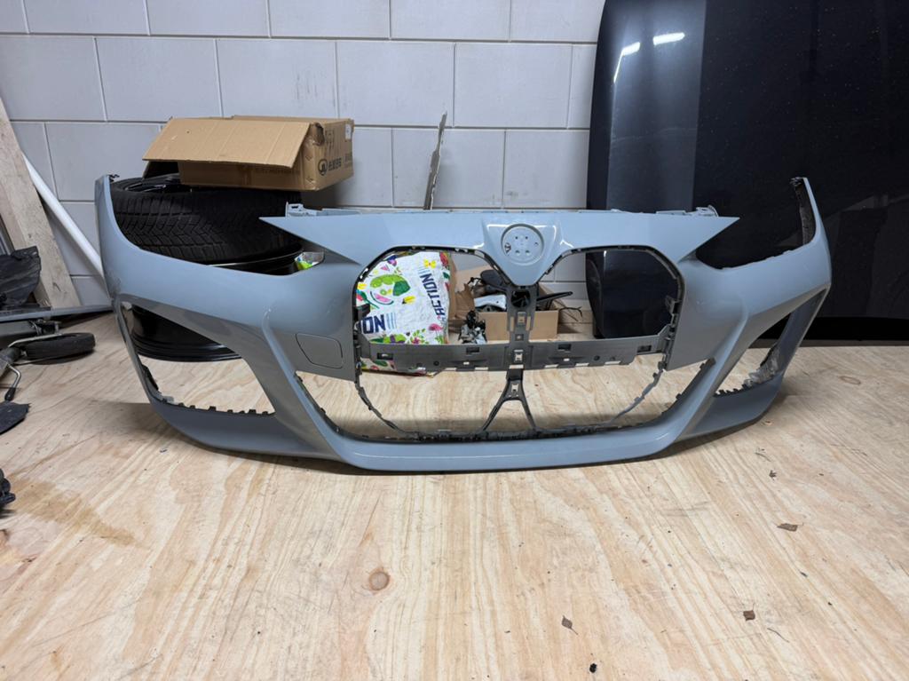 Bmw 4 serie G22 G23 voorbumper M-pakket, Gebruikt, Voor, Ophalen of Verzenden, Bumper