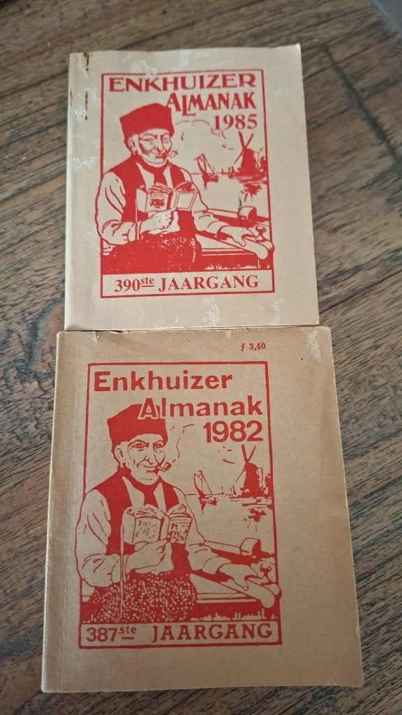 Enkhuizer Almanak 1982 en 1985, Boeken, Ophalen of Verzenden, Zo goed als nieuw
