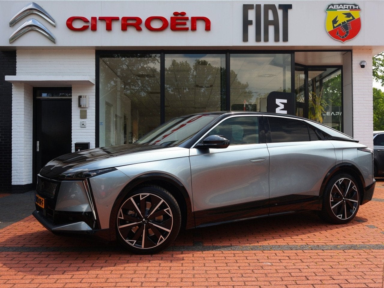 DS N8 EV 97,2 kWh 350PK AWD Long Range Étoile Absulute Co