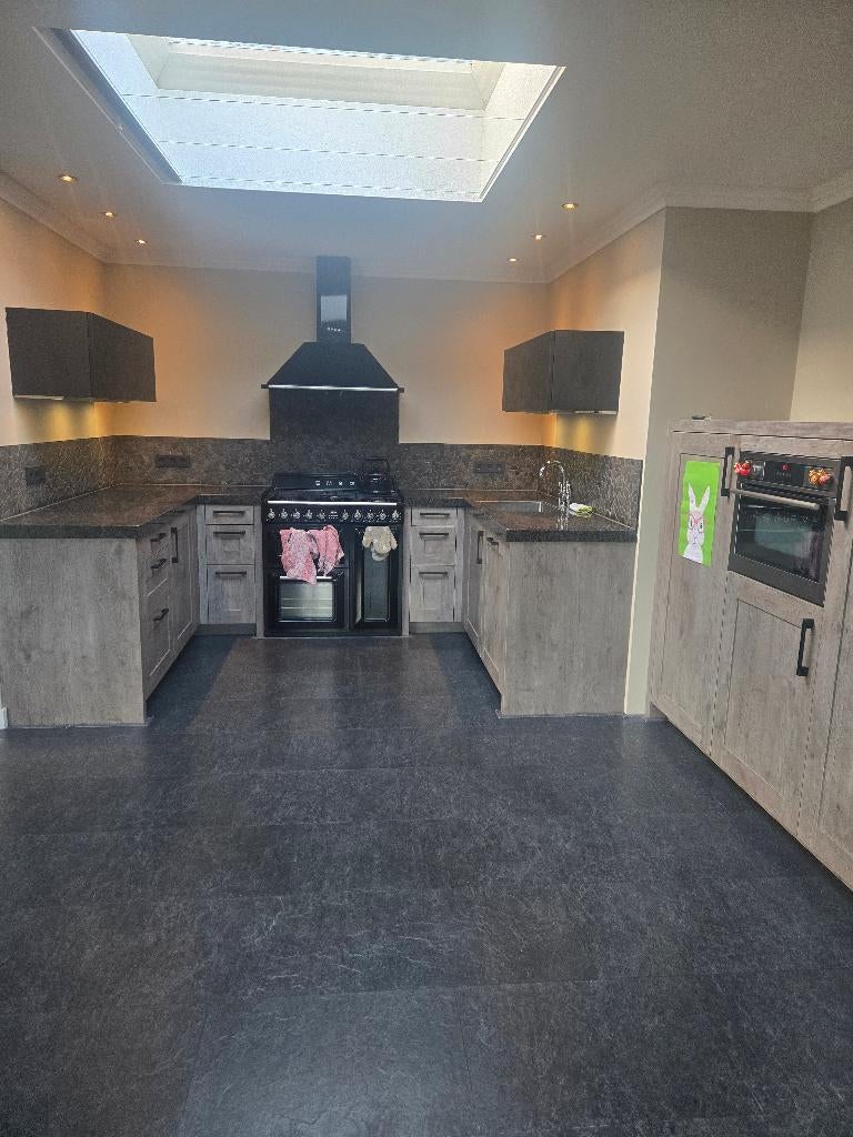 Keuken, Huis en Inrichting, Keuken | Complete keukens, Ophalen, Gebruikt, Graniet of Steen, U-keuken