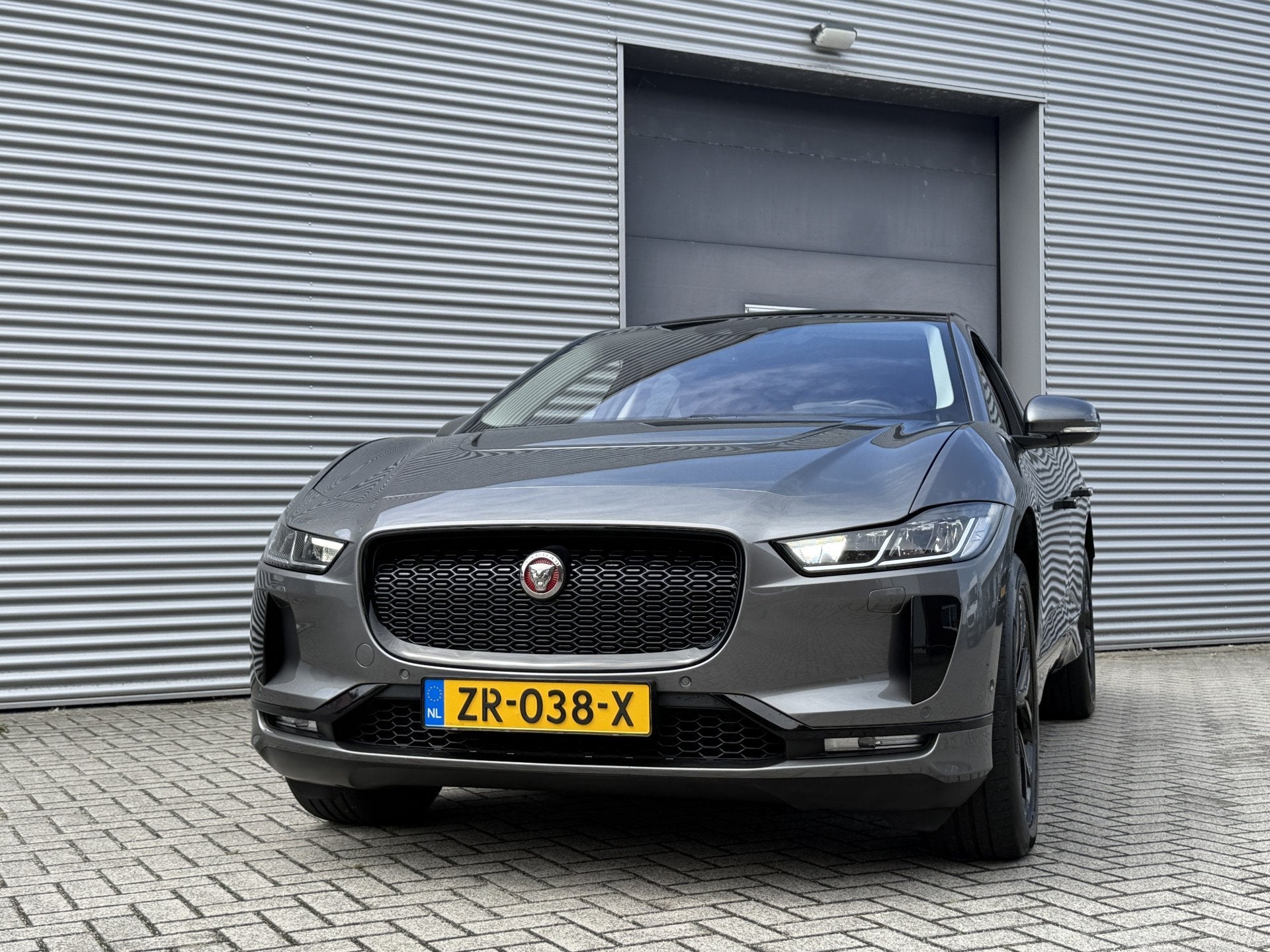Jaguar I-PACE EV400 Business Edition S 90 kWh I Pano.dak I L, Auto's, Jaguar, Automatische klimaatregeling, Gebruikt, 750 kg, I-PACE