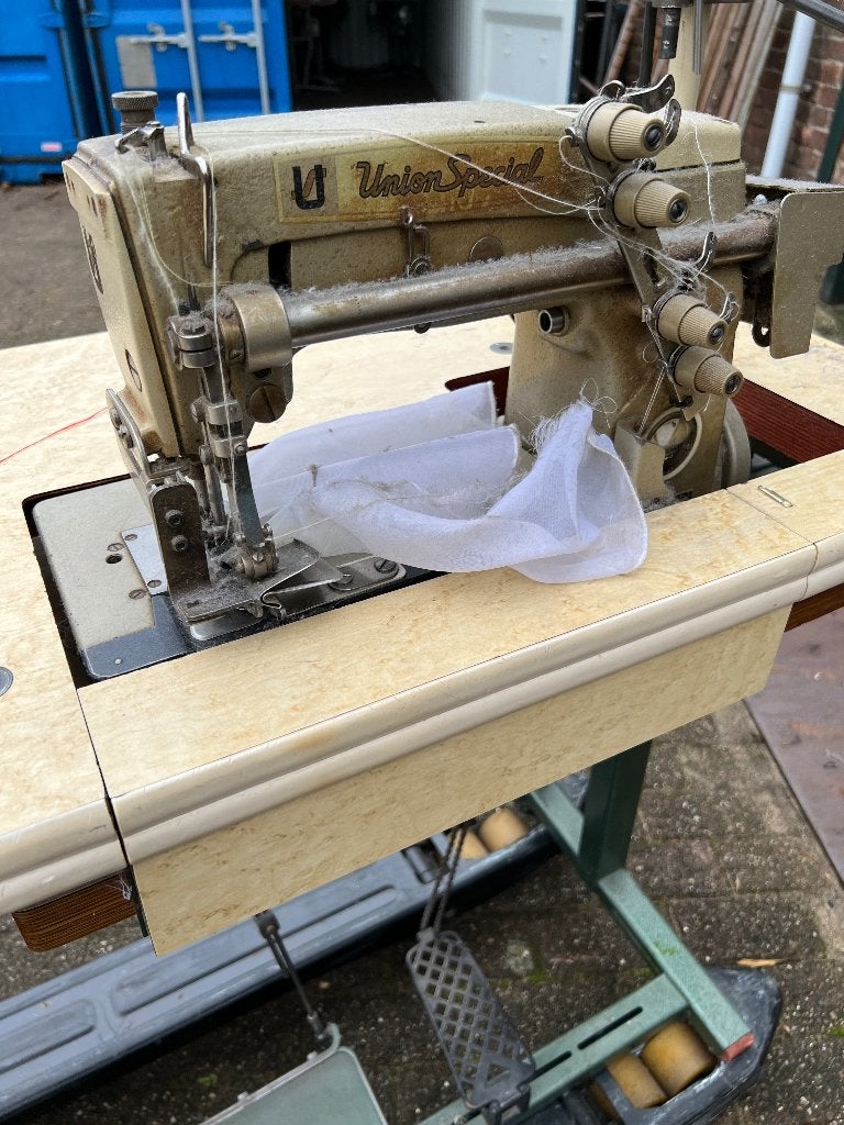 Te koop diverse naaimachines, Hobby en Vrije tijd, Naaimachines en Toebehoren, Gebruikt, Naaimachine, Industrieel, Ophalen