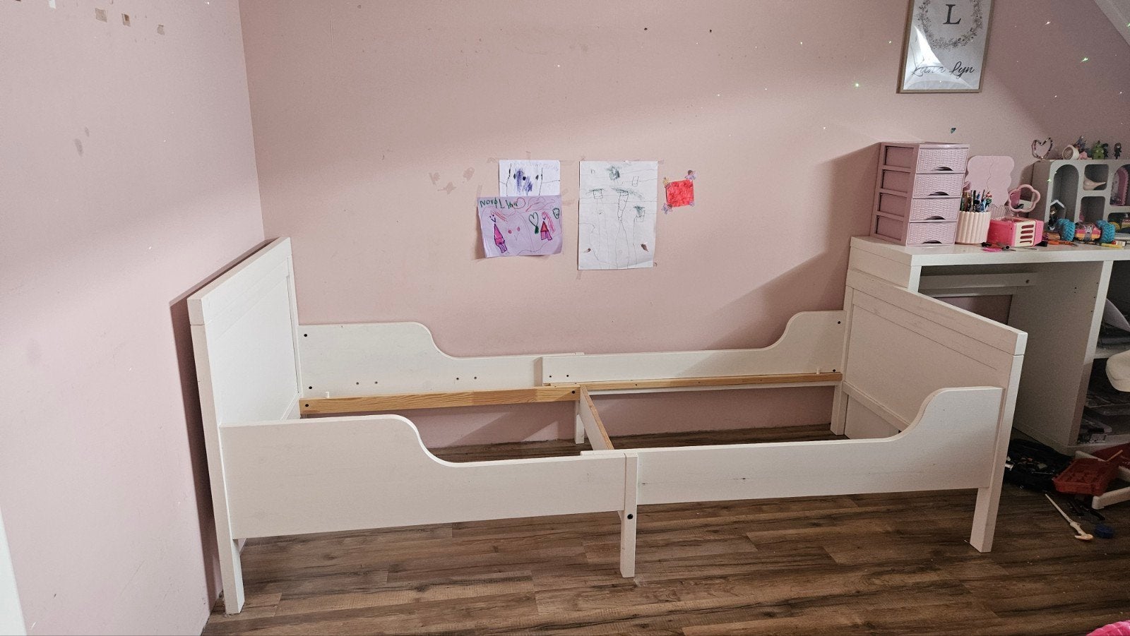 Meegroeipeuterbed met lattenbodem (excl. matras), Kinderen en Baby's, Kinderkamer | Bedden, Zo goed als nieuw, Lattenbodem, Ophalen of Verzenden