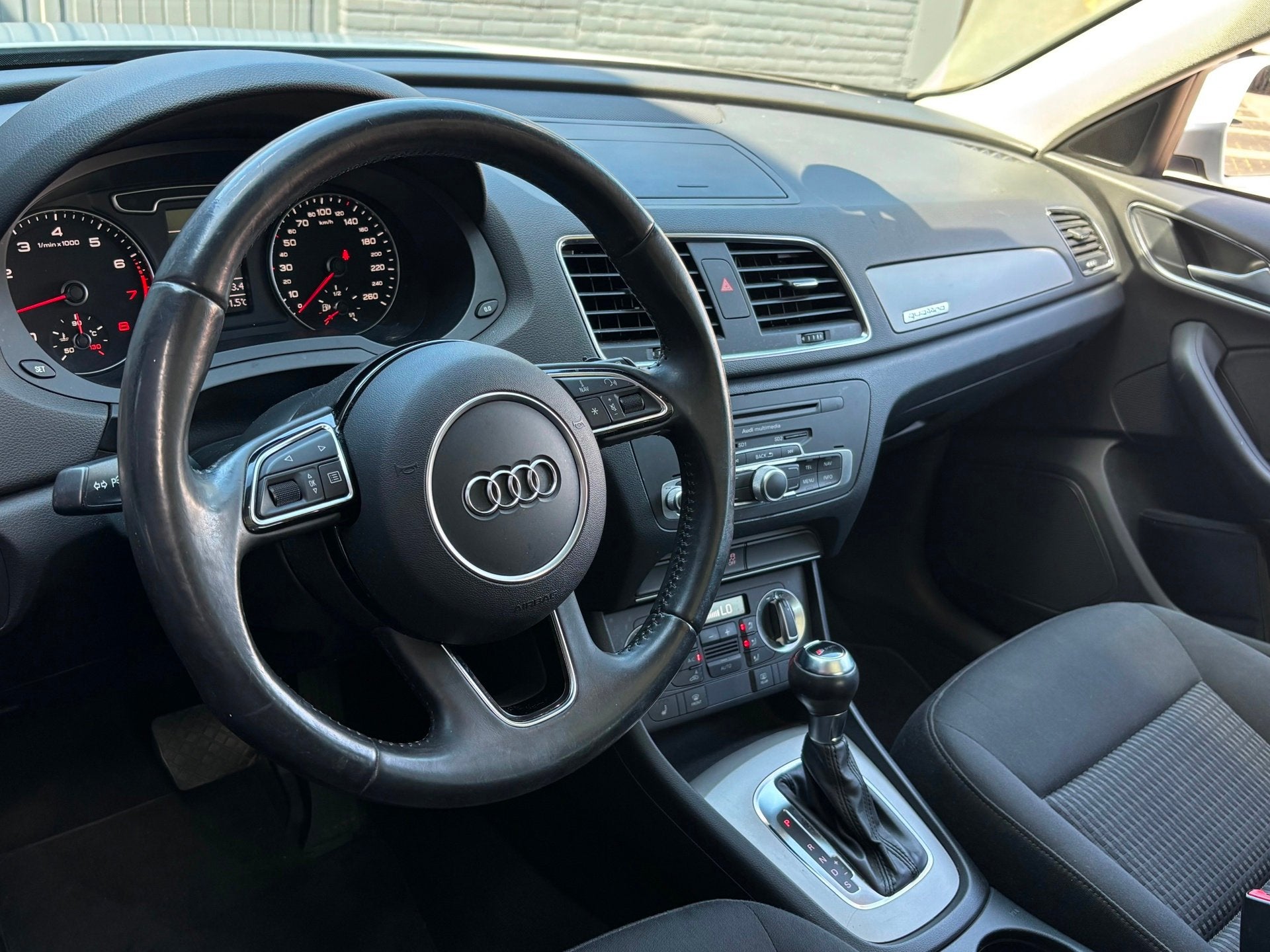 Foto 11 van Audi Q3 2.0 TFSI Quattro Automaat | Pano | Stoelverw. | Trek