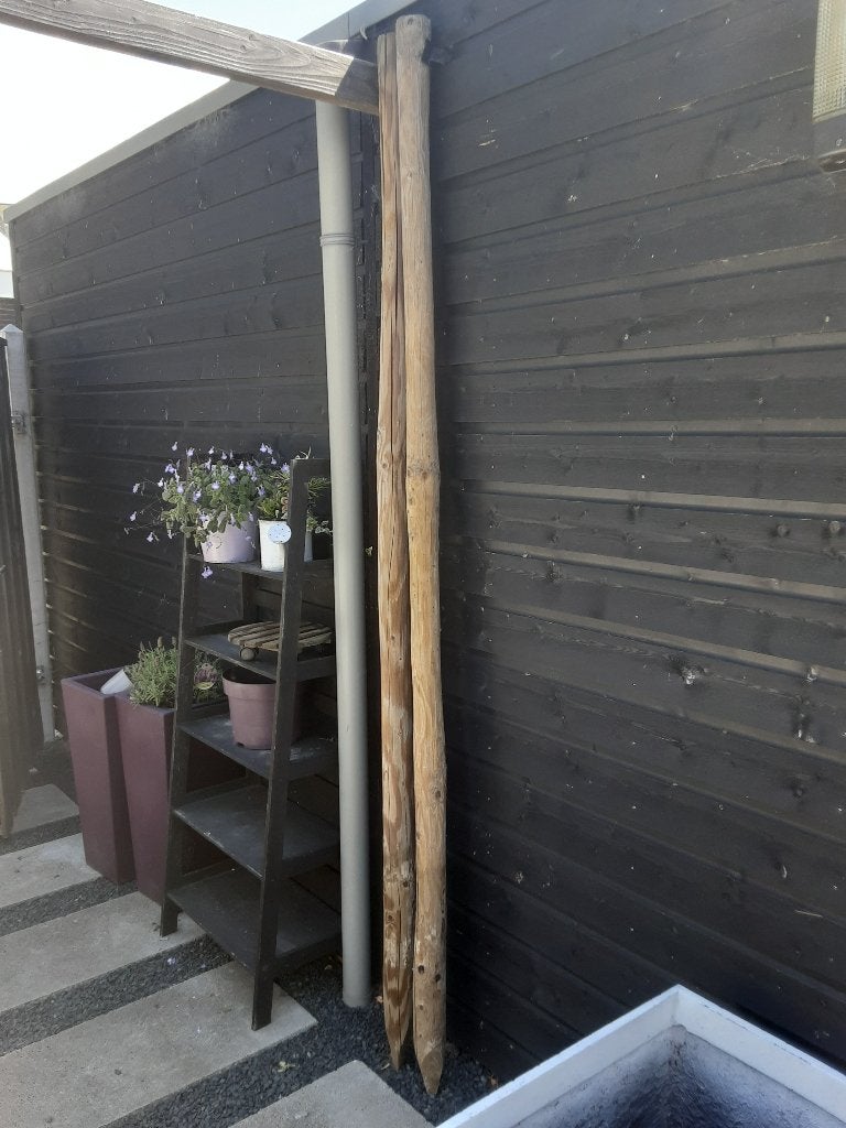 Boompalen, 2 stuks, 245cm lang, diameter 8cm, Tuin en Terras, Ophalen, Gebruikt, 180 tot 250 cm, Palen