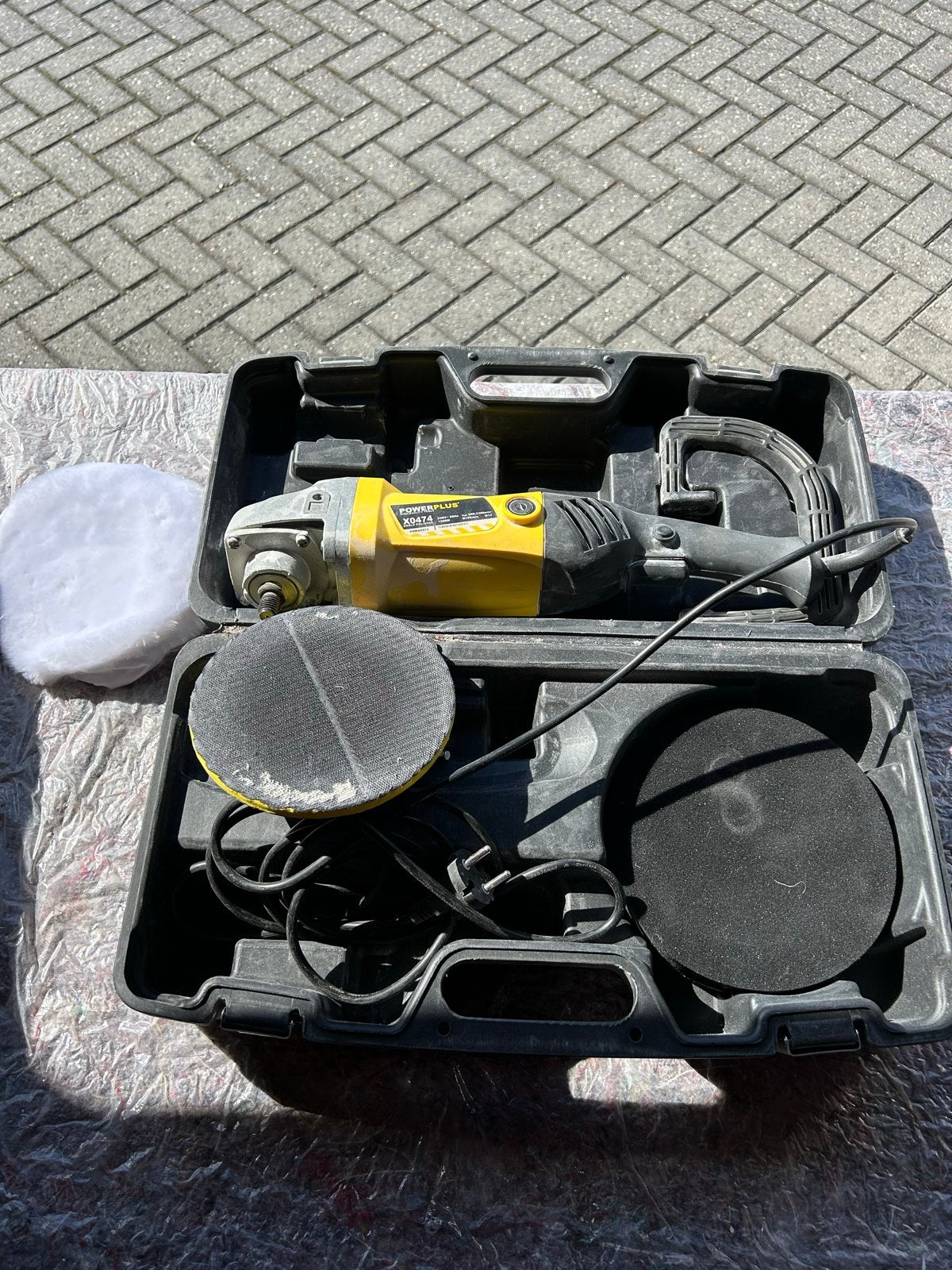 Powerplus POWX047A Schuurmachine/Polijstmachine, Doe-het-zelf en Verbouw, Ophalen, Gebruikt, Minder dan 600 watt, Overige typen