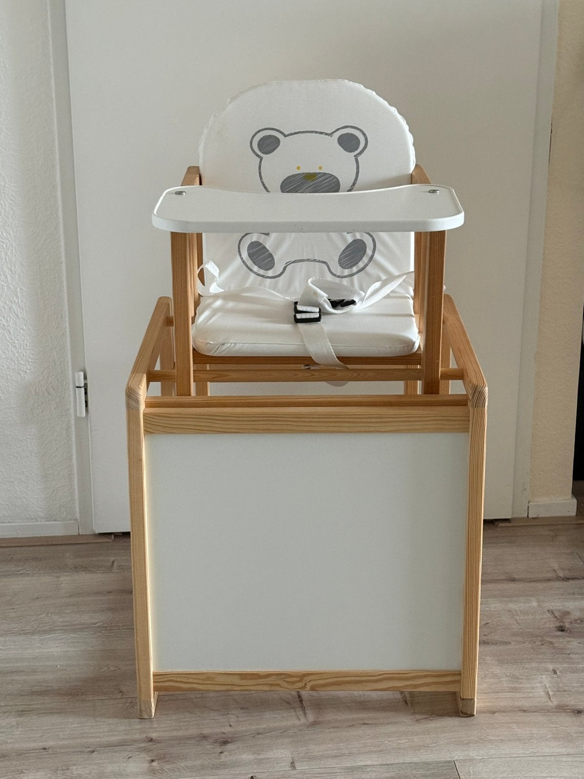 Kinderstoel ook als losse stoel en tafel., Ophalen, Gebruikt, Meegroeistoel