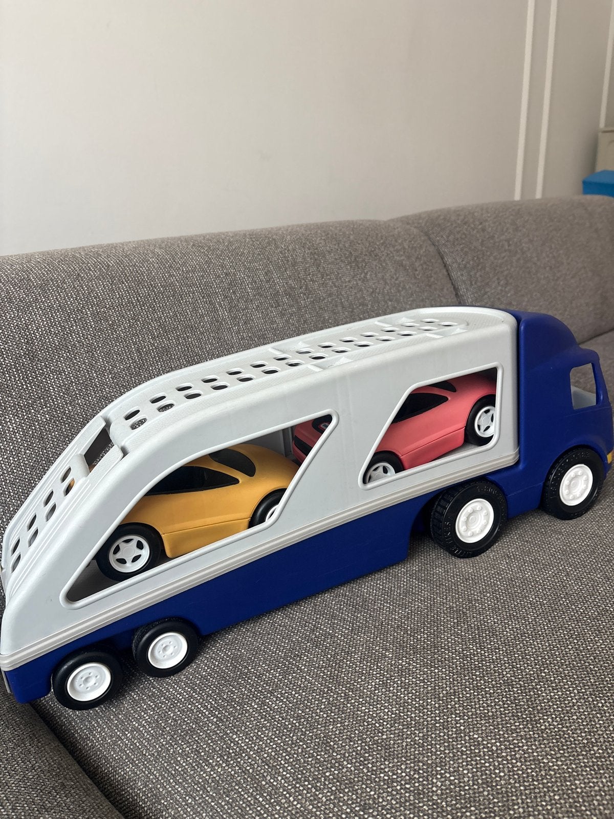 Little Tikes Autotransporter met 2 auto's, Ophalen, Gebruikt