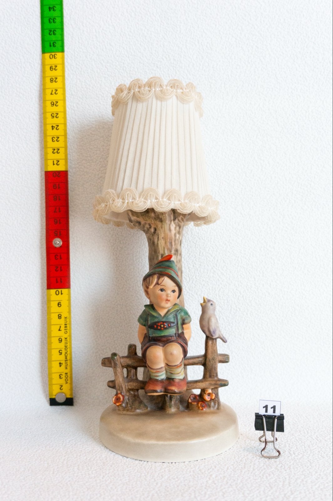 Vintage Hummel stijl lampje met jongen en vogel, Ophalen
