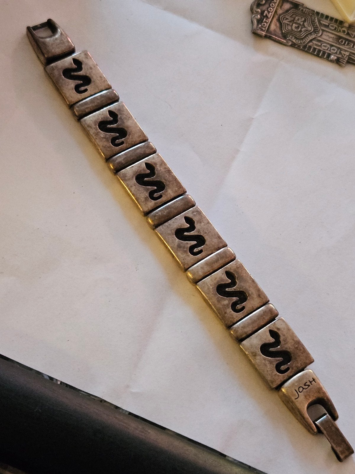 Josh zilverkleurige armband met slangmotief, Ophalen of Verzenden, Gebruikt, Zilver, Overige materialen