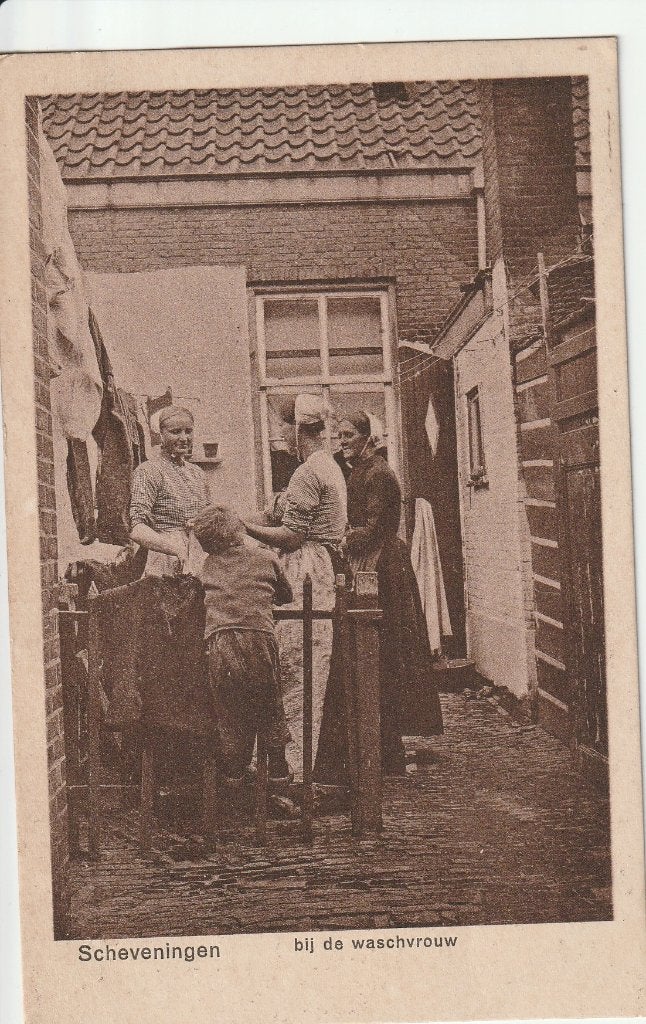 Scheveningen: bij de waschvrouw, Verzenden, 1920 tot 1940, Gelopen, Zuid-Holland