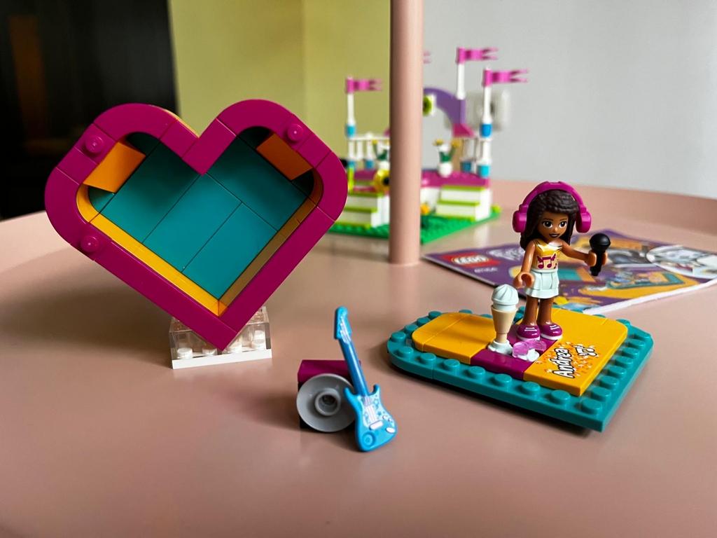 LEGO Friends Andrea's Hartdoos (41354), Compleet, Lego, Accessoire, Friends