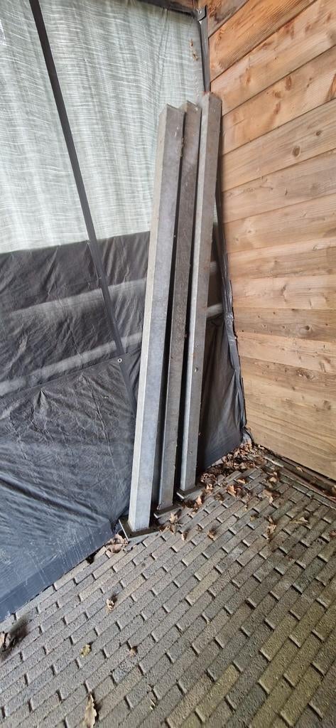 Gegalvaniseerde metalen palen met voetplaat (3 stuks), Ophalen, Gebruikt, 180 tot 250 cm, Palen