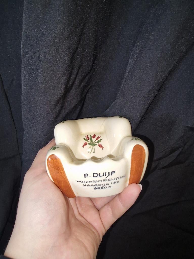 Vintage keramische asbak in de vorm van een fauteuil, Ophalen of Verzenden