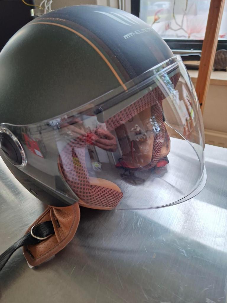 Brommerhelm maat S, Fietsen en Brommers, Ophalen of Verzenden, Nieuw, Small, MTHelmets