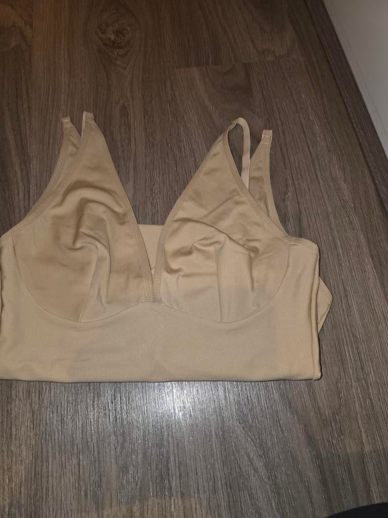 Nieuwe beige body van Hunkemöller, Hunkemöller, Ophalen of Verzenden, Beige, Body of Korset