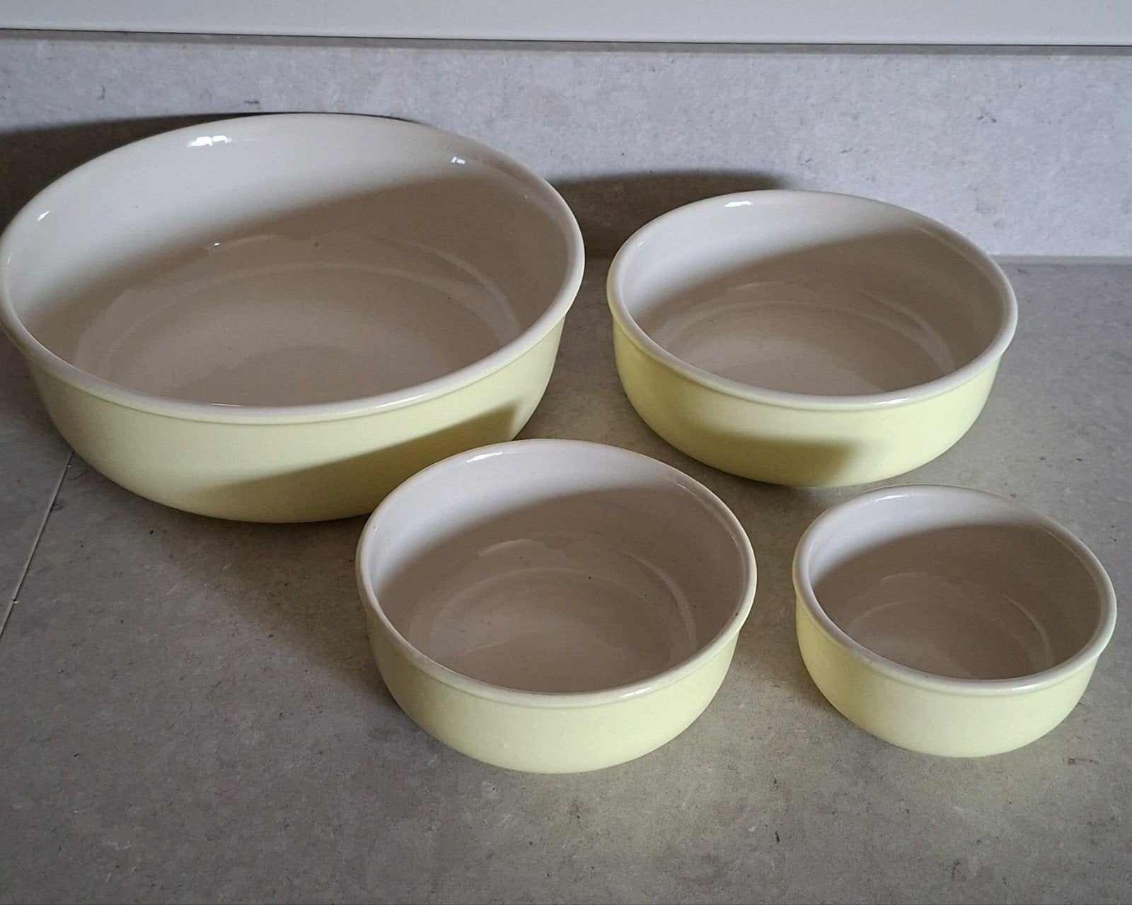 Pastelgele Nestbare Ovenschalen / Kommen – Sphinx Parafeu, Ophalen of Verzenden
