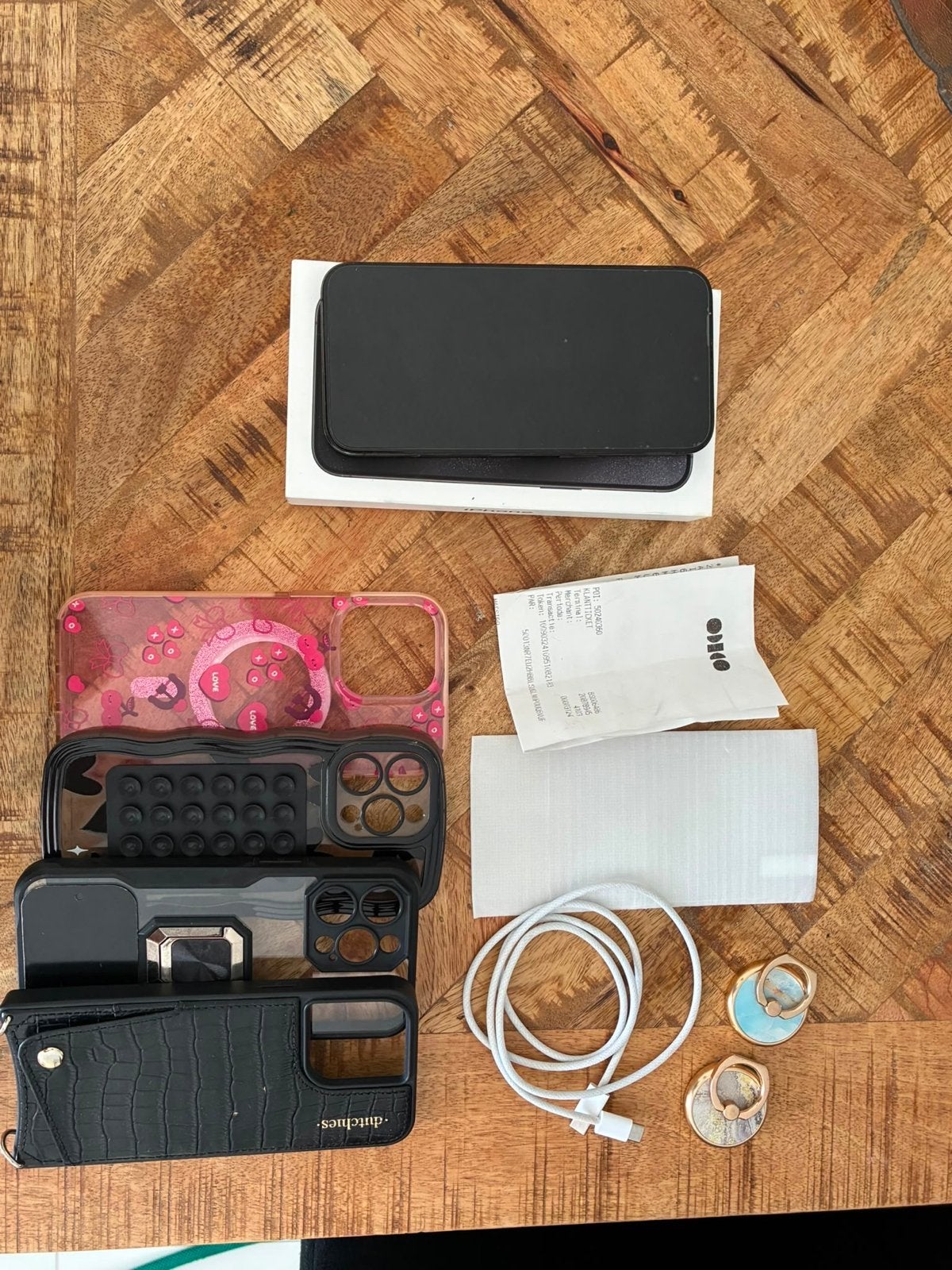 iPhone 15 Pro Max 256GB Zwart - Zo goed als nieuw, Zwart, IPhone 15 Pro Max, Zo goed als nieuw, Zonder simlock