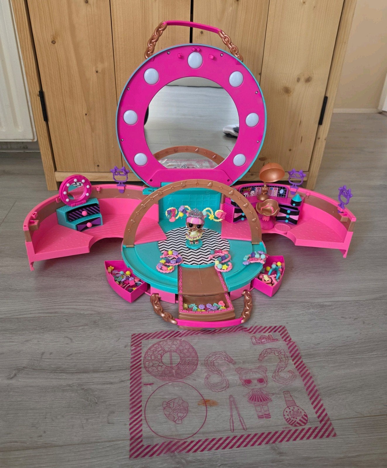 LOL Surprise hair beads salon, Verzamelen, Poppetjes en Figuurtjes, Ophalen of Verzenden, Zo goed als nieuw
