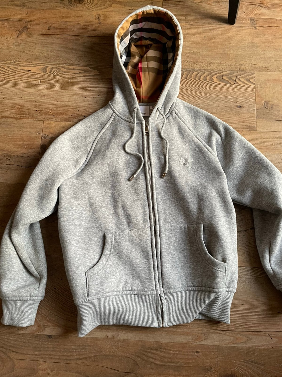 Burberry trui grijs, Kleding | Heren, Truien en Vesten, Ophalen of Verzenden, Zo goed als nieuw, Maat 46 (S) of kleiner, Grijs