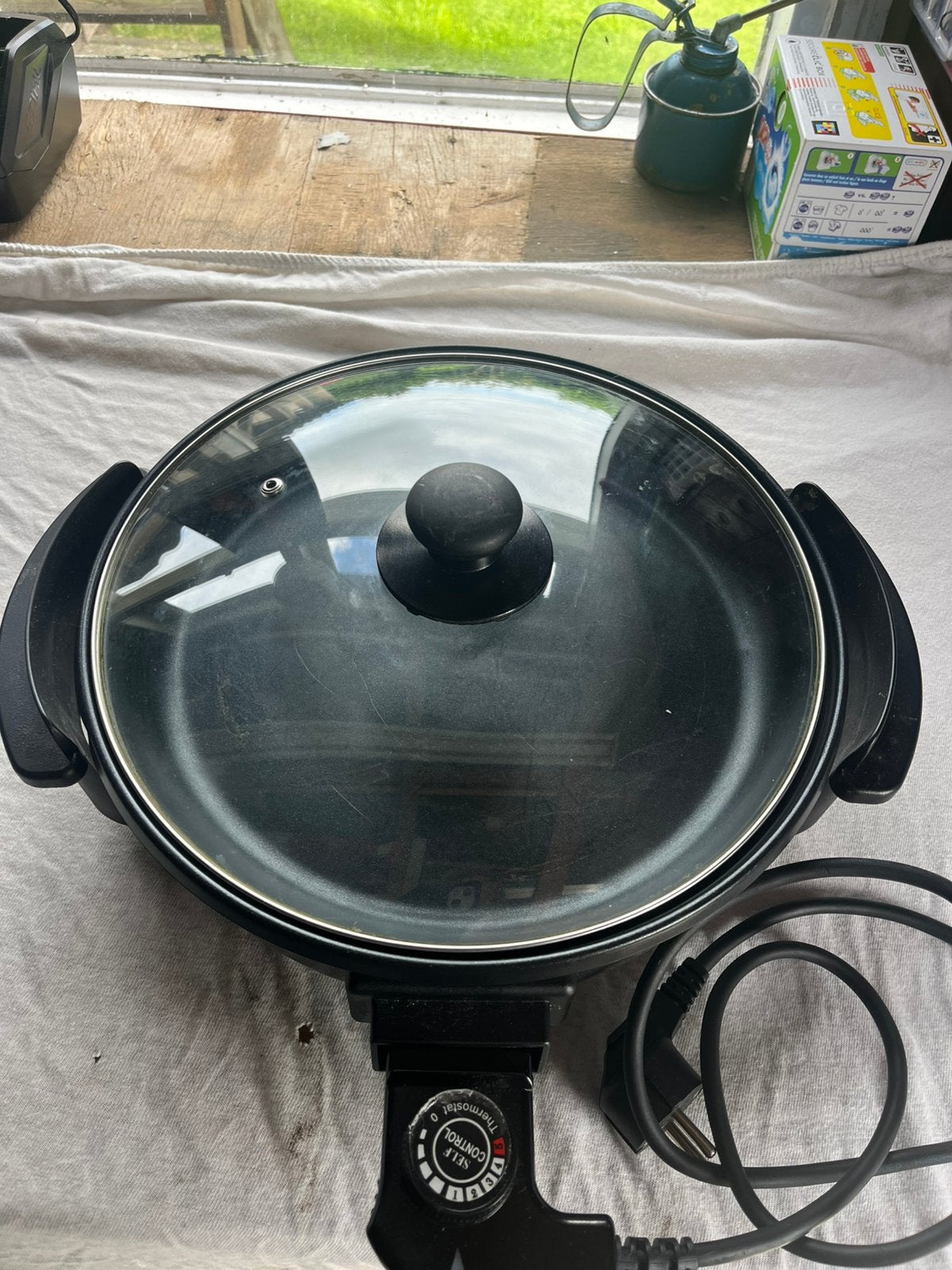 Elektrische Wokpan met regelaar max 1500w, Ophalen of Verzenden, Zo goed als nieuw