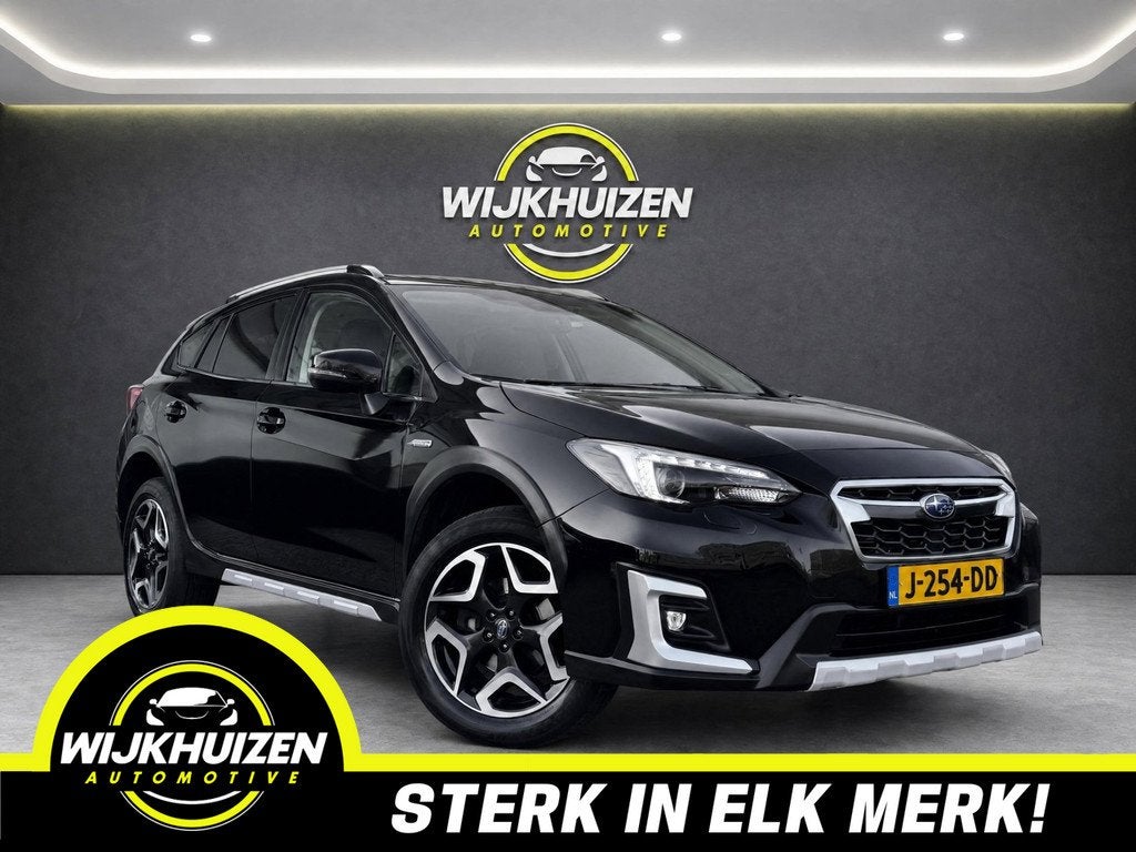 Subaru XV 2.0i e-BOXER Luxury met Climate ! Camera ! Apple C, Automaat, 4 cilinders, Zwart, Origineel Nederlands