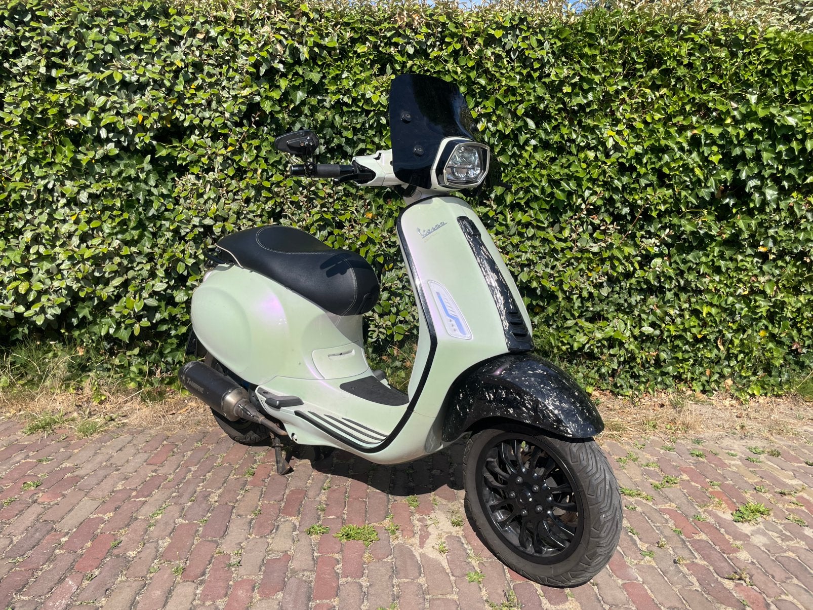 Vespa Sprint Akrpovic Custom Parelmoer Brom 2016, Overige modellen, Maximaal 45 km/u, Ophalen of Verzenden, Zo goed als nieuw