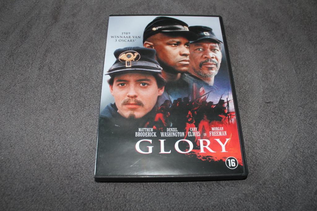 DVD Glory, Vanaf 16 jaar, Ophalen of Verzenden, Gebruikt, Actie