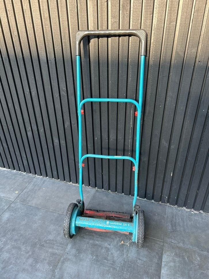 Moet weg - Gardena 330 S handgrasmaaier, Ophalen, Gebruikt, Handgrasmaaier, Kooimesmaaier