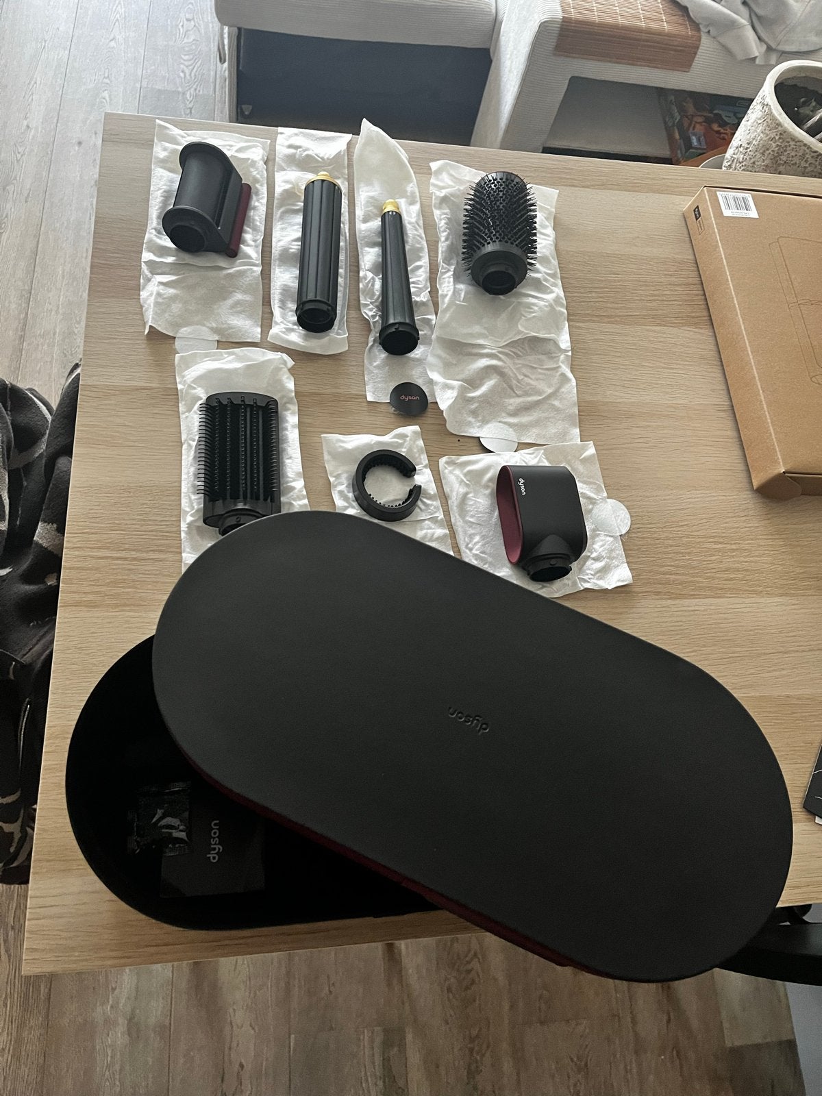 Dyson Airwrap Multi-styler opzetstukken en opbergcase, Witgoed en Apparatuur, Ophalen of Verzenden, Zo goed als nieuw, Haarverzorging