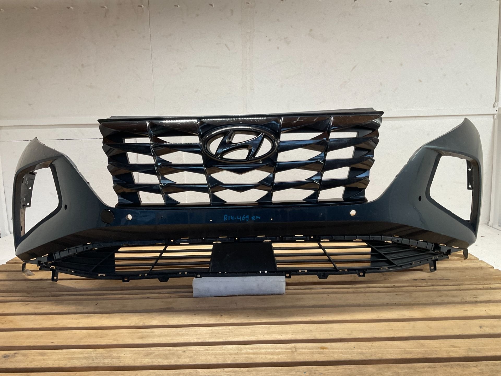 Bumper Hyundai Tucson 4 IV 86511-N7000 Voorbumper R14-469RM, Gebruikt, Heolleung-ro 12
06797  Seoul, Ophalen of Verzenden, Info@hyundai.com