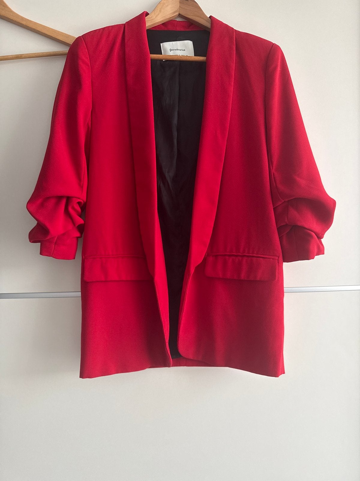 Stradivarius Rood blazer met Nep Zakken - Maat S, Ophalen of Verzenden, Zo goed als nieuw, Jasje, Maat 36 (S)