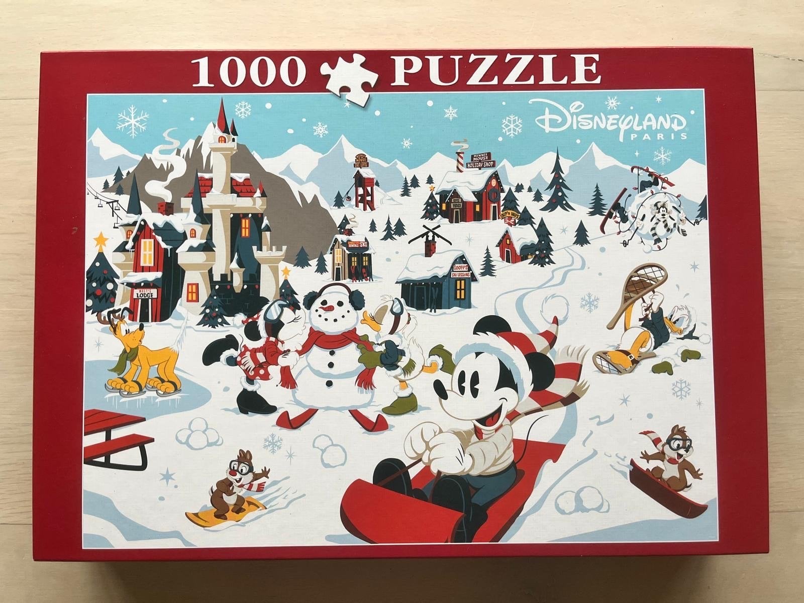 Disney Kerstpuzzel 1000 stukjes - Disneyland Parijs, Ophalen of Verzenden, 500 t/m 1500 stukjes, Zo goed als nieuw, Legpuzzel
