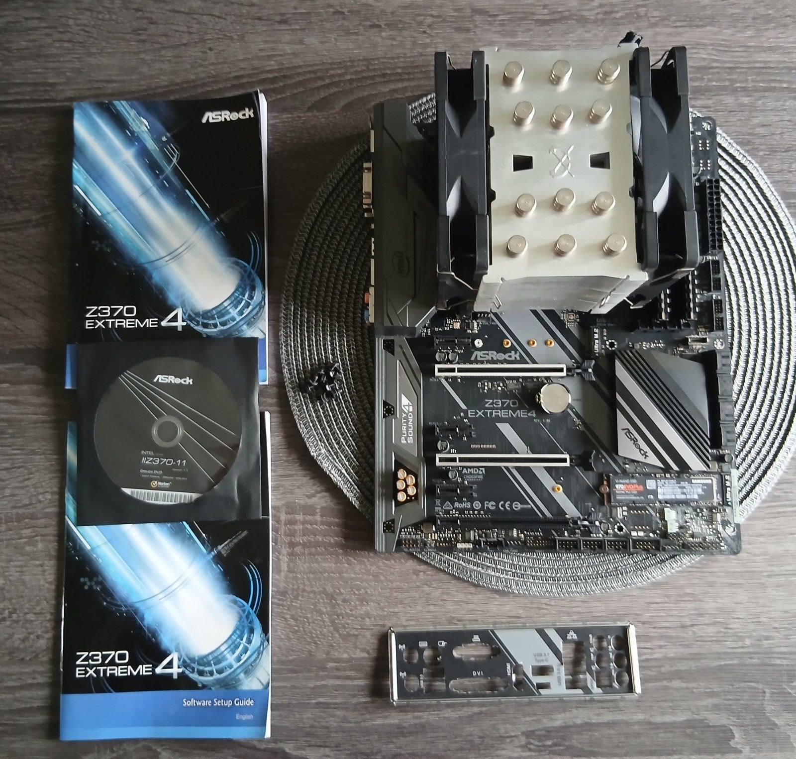 Upgrade Kit: I7-8700K + MB + 32GB + 1TB M.2 SSD + Cooler, Computers en Software, LGA 1151, DDR4, Ophalen of Verzenden, Zo goed als nieuw