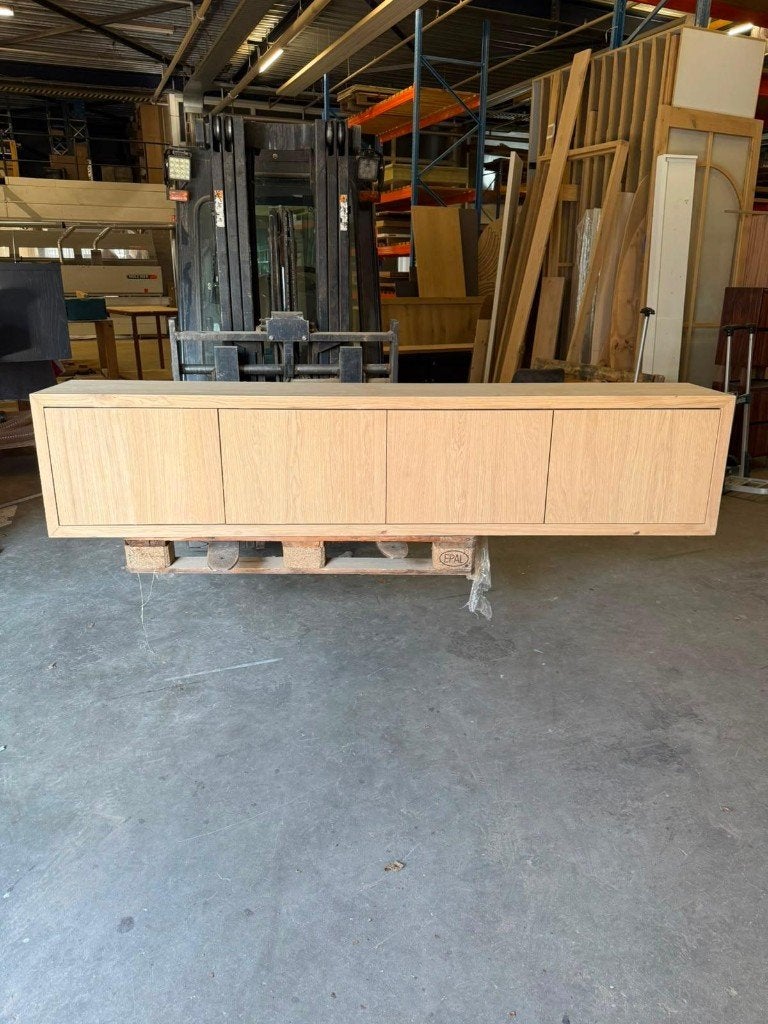 TV-Meubel eiken, Eikenhout, Nieuw, Ophalen of Verzenden, 200 cm of meer