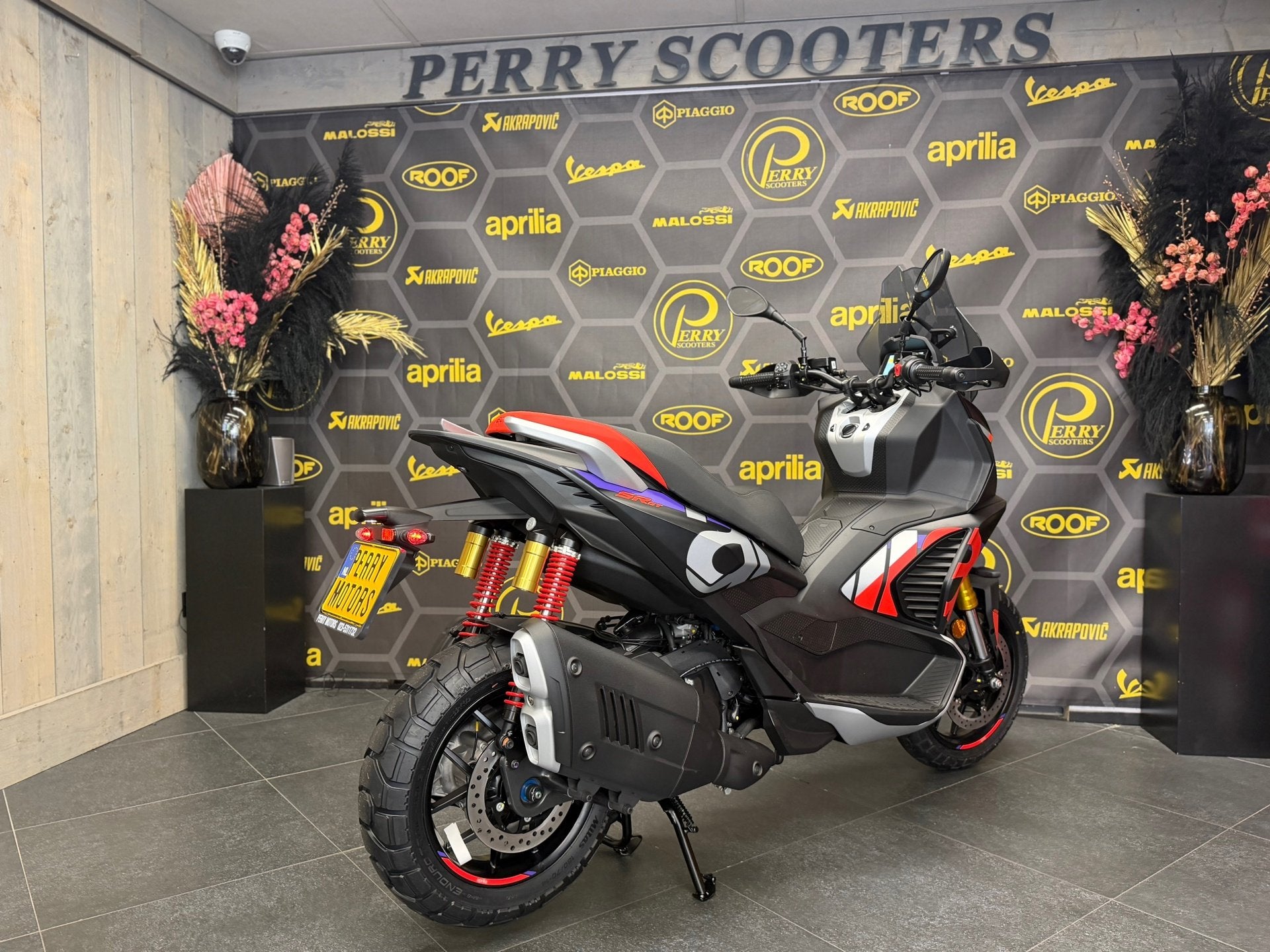 Aprilia SR GT 400 Rally Replica 2026 EURO5+ | 4 JAAR FABRIEK, Bedrijf, Sport, 399 cc, 12 t/m 35 kW