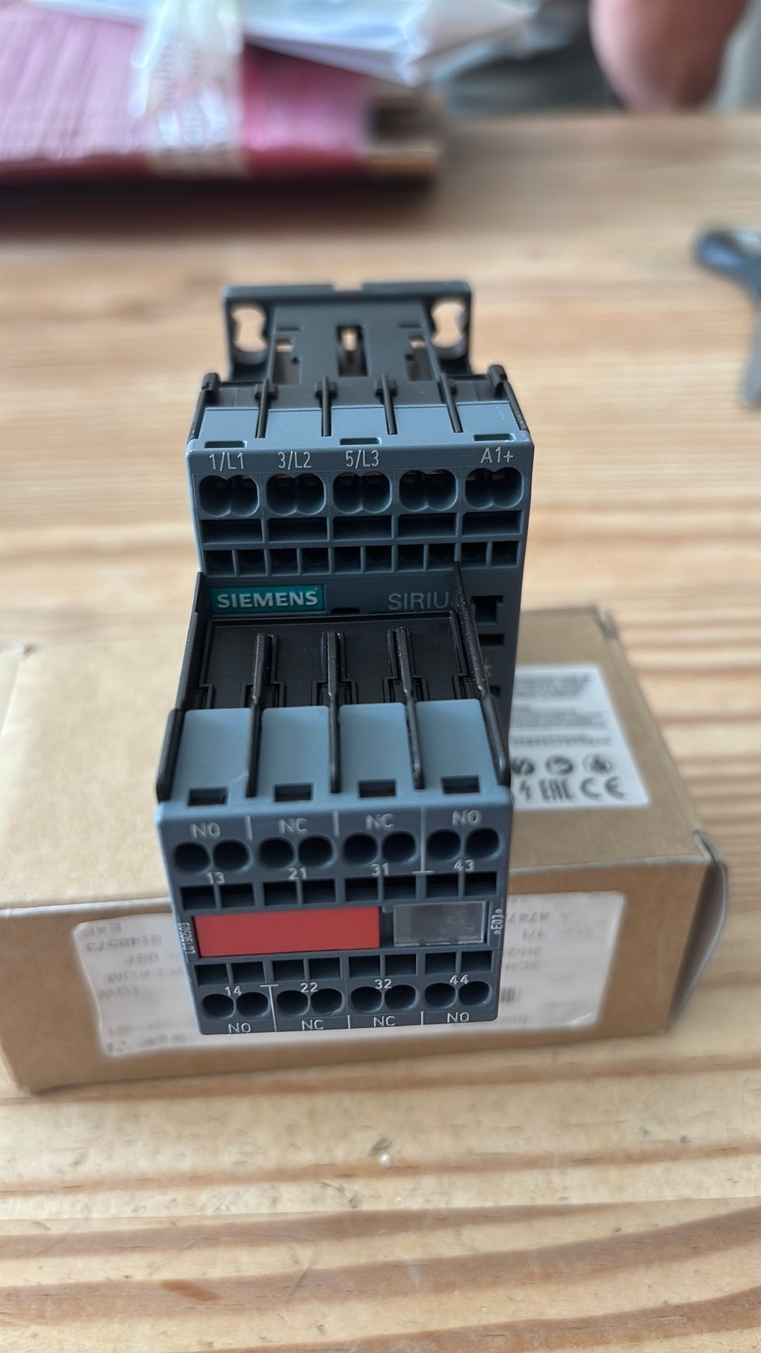 Siemens contactor 3RT2016-2FB44-3MA0, Ophalen of Verzenden, Zo goed als nieuw
