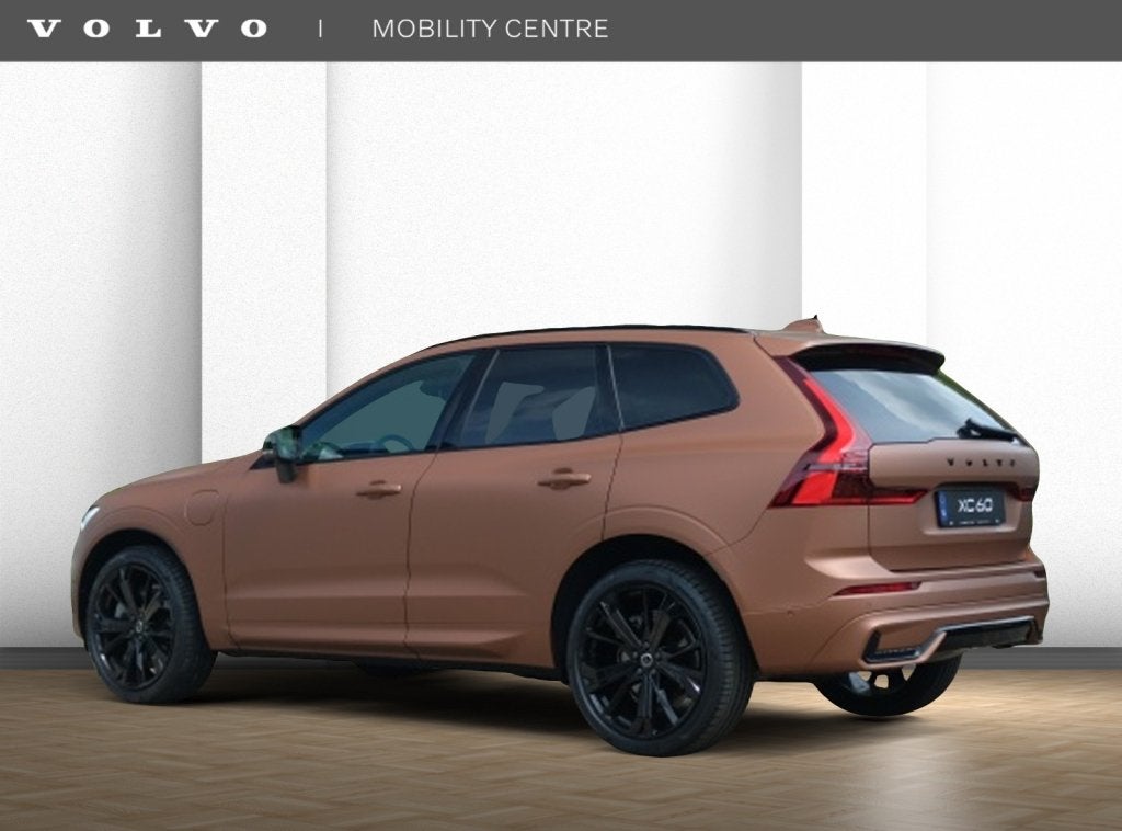 Volvo XC60 2.0 T6 AWD + Black Ed. | SPECIAL ED. | Matte bron, Automaat, Dealer onderhouden, 4 cilinders, Blauw