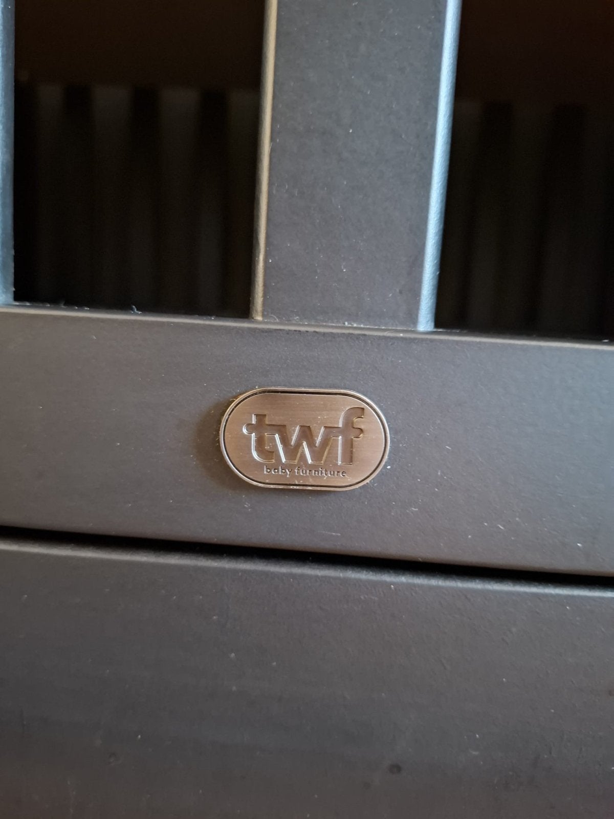 TWF Babybox met lade - Zwart nieuwstaat, Ophalen, Zo goed als nieuw, Vierkant, In hoogte verstelbaar