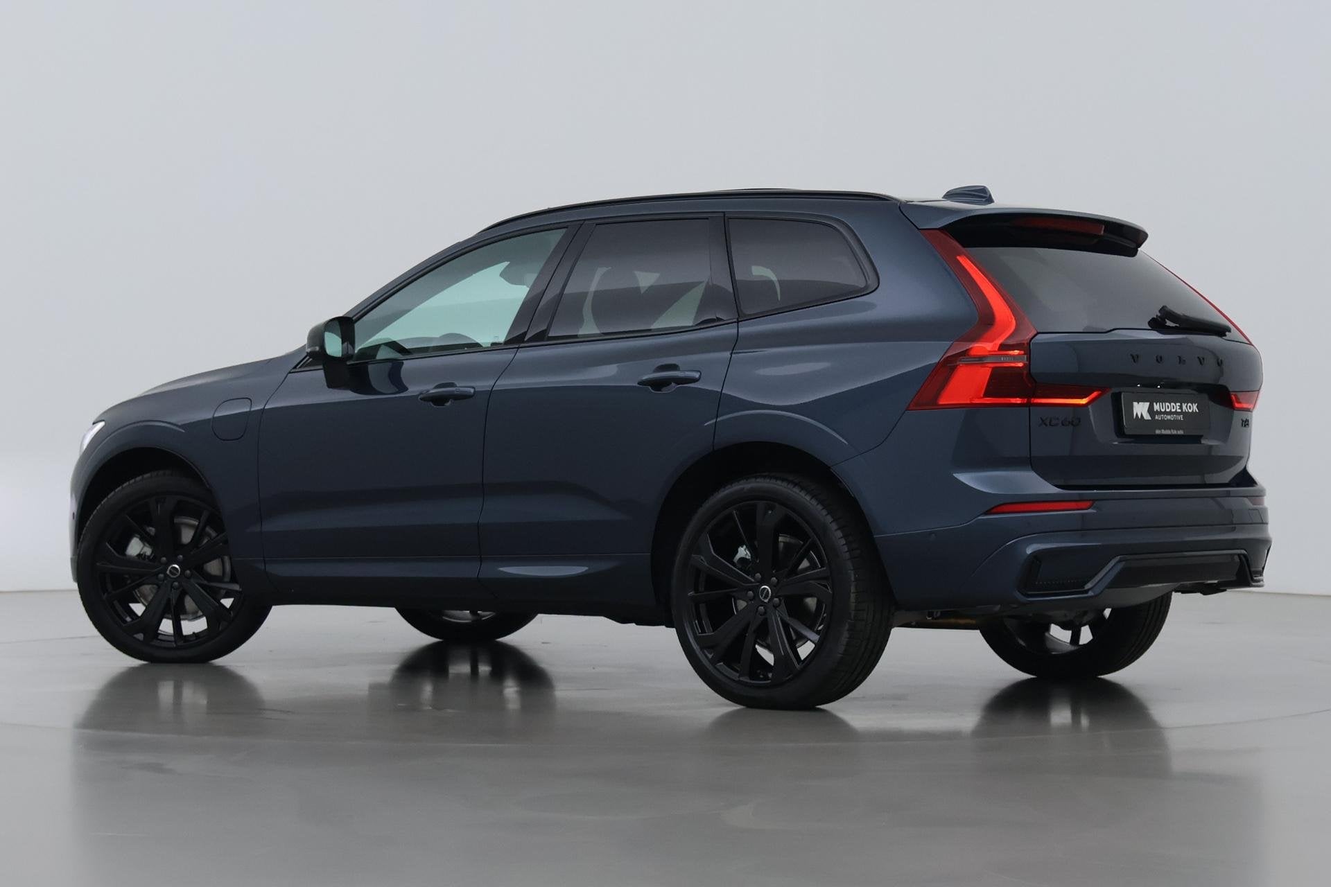 Volvo XC60 T6 Plus Black Edition | Harman/Kardon | Pilot Ass, Automaat, Gebruikt, Euro 6, 4 cilinders