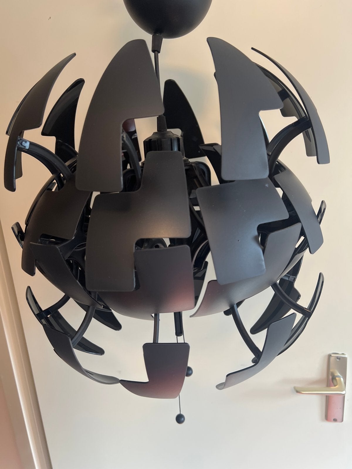IKEA PS 2014 Hanglamp zwart compleet met ledlamp, Ophalen, Kunststof, E27 (groot), Zo goed als nieuw