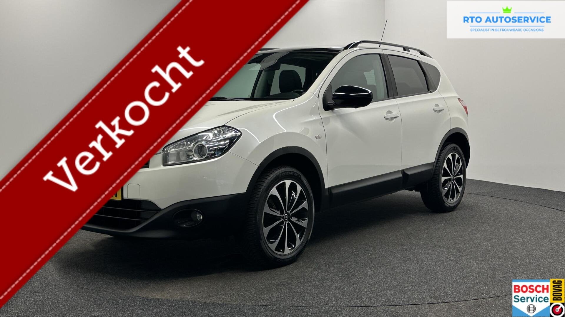 Nissan Qashqai 1.6 Tech View PANO CAMERA ECC NAVI CRUISE LM., Auto's, Nissan, Voorwielaandrijving, Euro 5, Gebruikt, Zwart