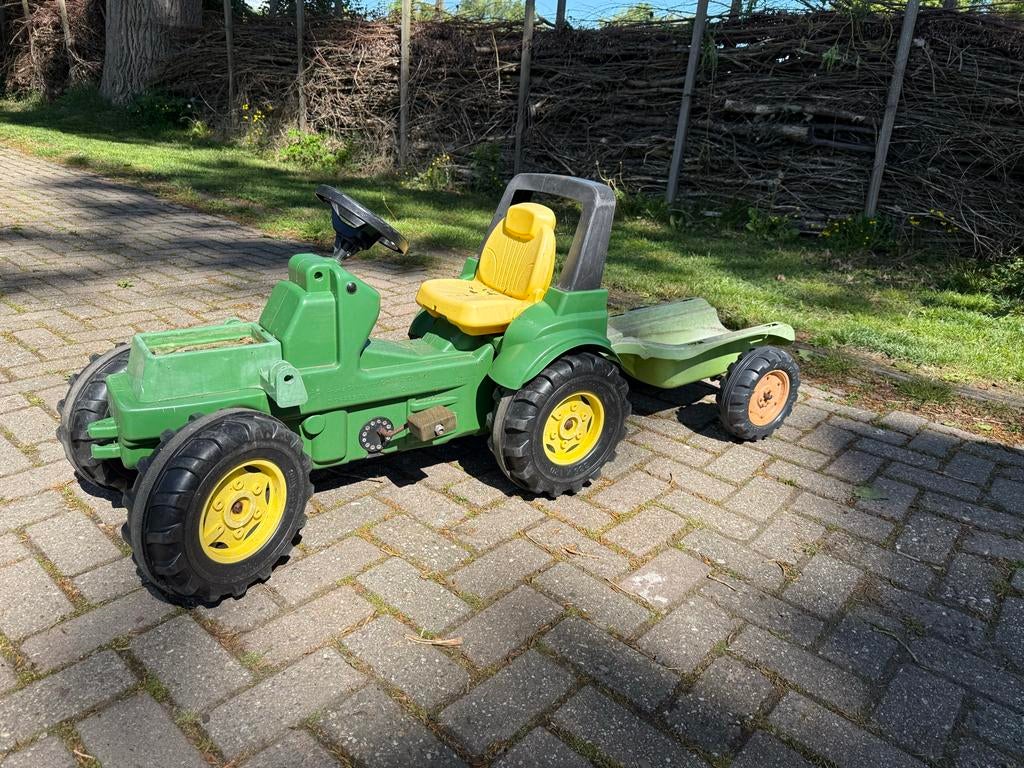 Groene traptractor met aanhanger - Gebruikt, Kinderen en Baby's, Speelgoed | Buiten | Voertuigen en Loopfietsen, Ophalen, Gebruikt