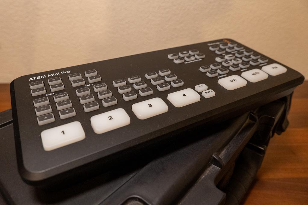 Blackmagic Atem Mini Pro met SKB Case, Ophalen, Zo goed als nieuw