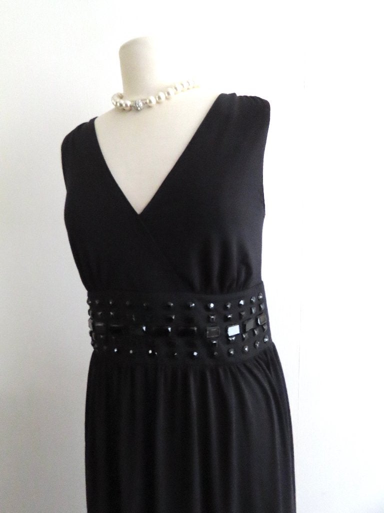 Lange jurk met mooie details en pracht decolleté mt 40/42, Kleding | Dames, Verzenden, Zwart, Maat 42/44 (L), Zo goed als nieuw