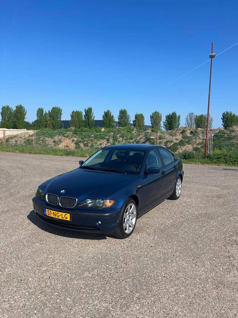 BMW 3-Serie 1.8 I 316 2003 Blauw, Auto's, Achterwielaandrijving, 1250 kg, 4 cilinders, Blauw