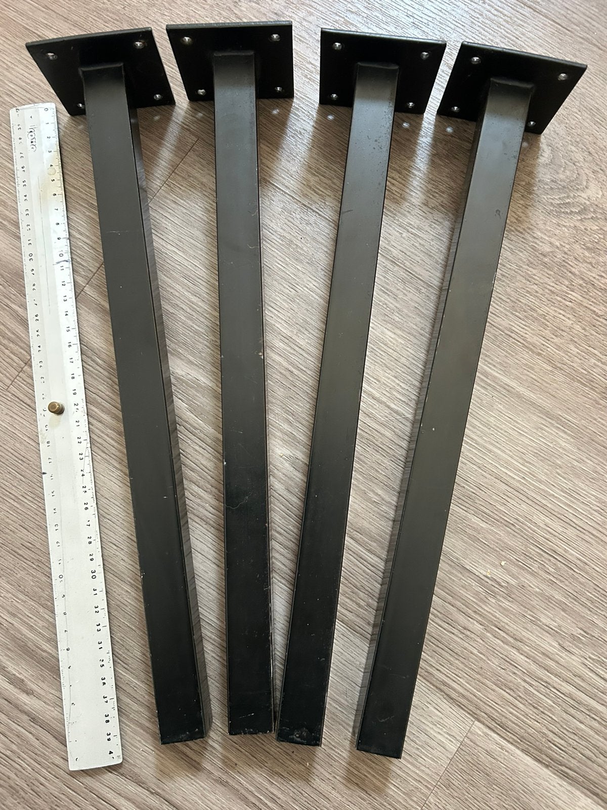 Set van 4 zwarte vintage industriele salontafelpoten, Minder dan 45 cm, Minder dan 55 cm, Gebruikt, Metaal of Aluminium