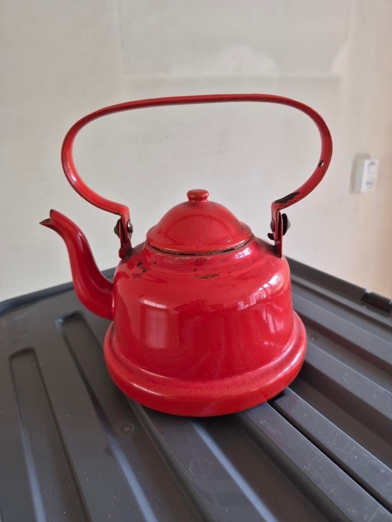 Vintage rode emaille theepot / fluitketel, Ophalen of Verzenden