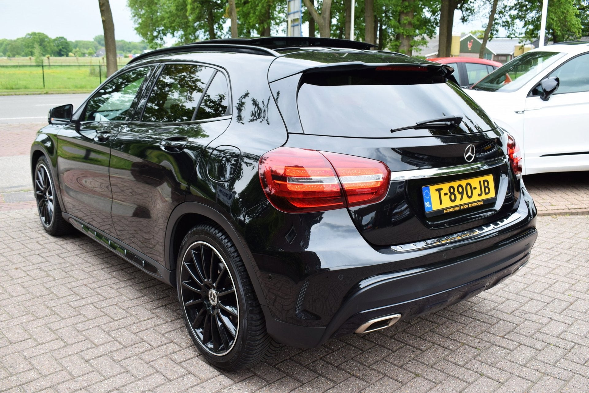 Mercedes-Benz GLA-klasse 250 Premium Plus AMG-LINE /AUTOM/PA, Auto's, Gebruikt, 4 cilinders, 14 km/l, 211 pk
